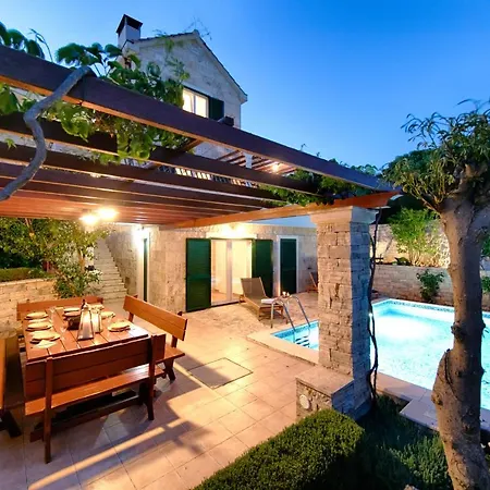 Villa Demi *