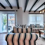 Villa Demi