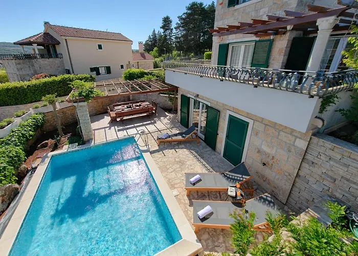 Villa Demi *