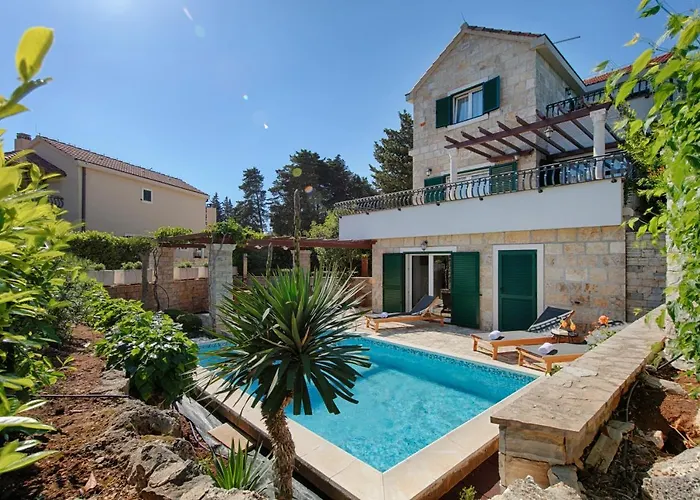 Villa Demi *